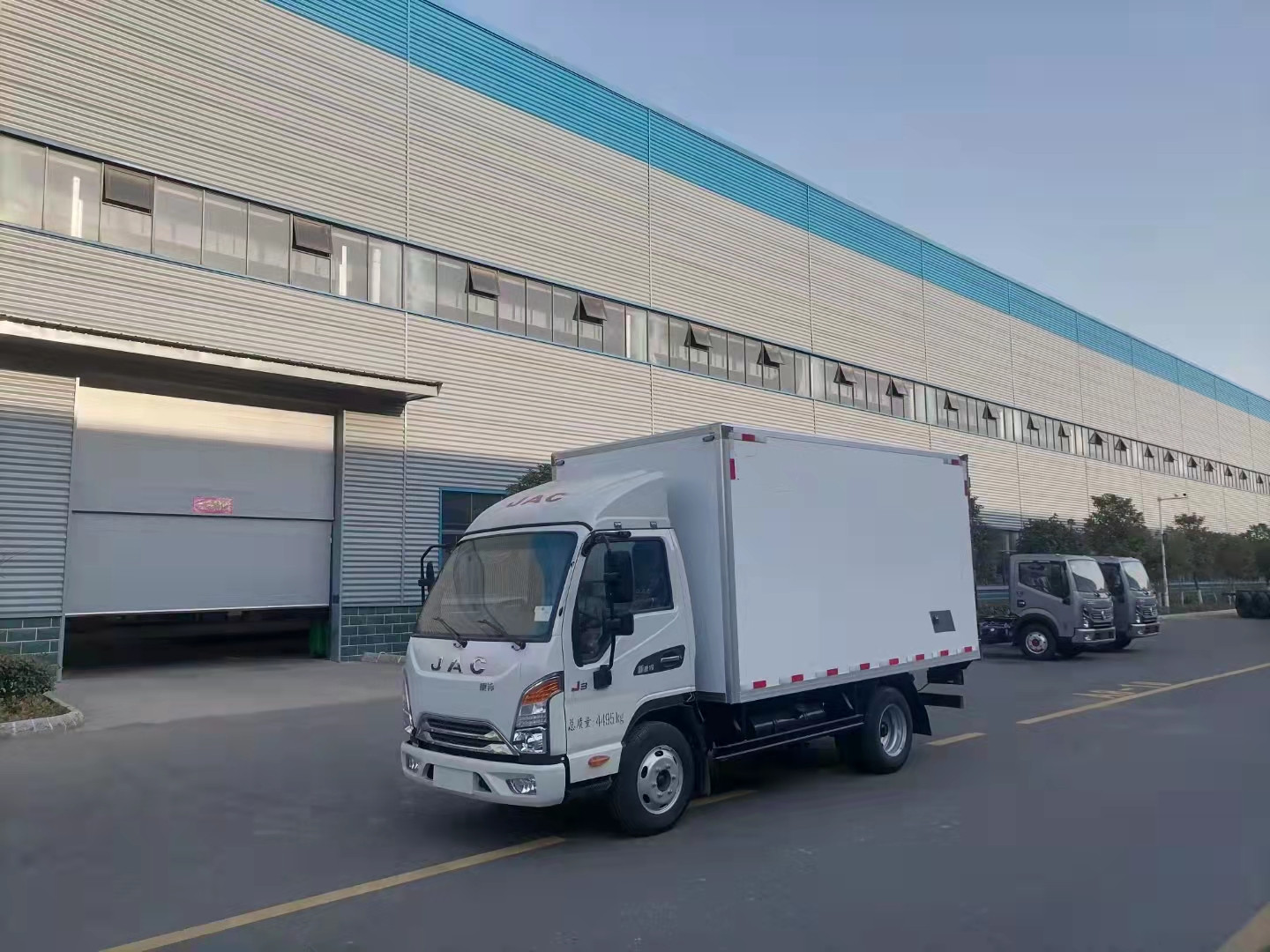 國六江淮康玲J3 3.7米冷藏車